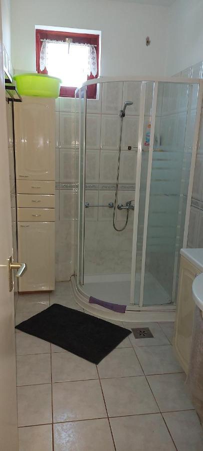 Berek Vendeghaz Fonyod Apartment Ngoại thất bức ảnh